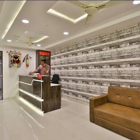 Hotel Pathik Villa Ahmedabad Exteriör bild