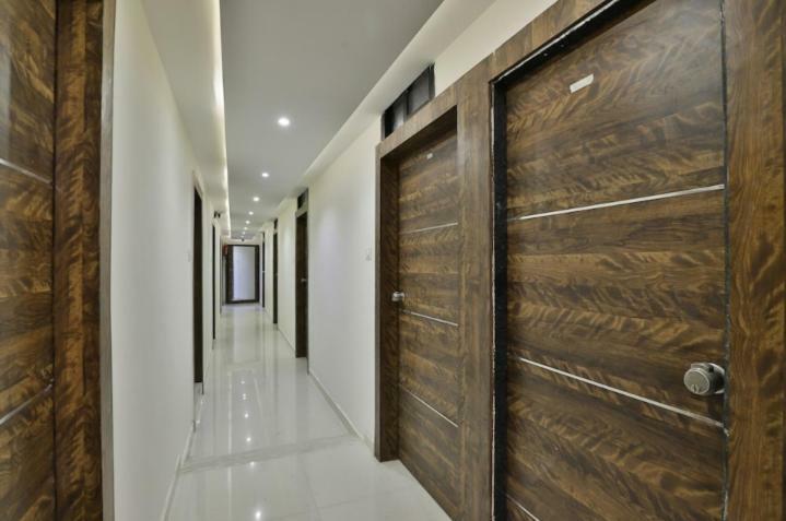 Hotel Pathik Villa Ahmedabad Exteriör bild
